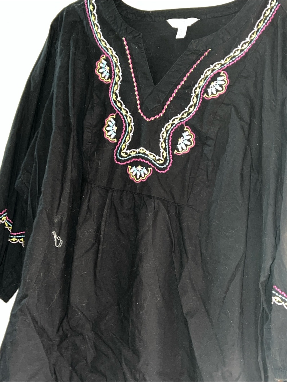 croft & barrow Black Embroidered V-Neck Tunic with Multicolor Accents